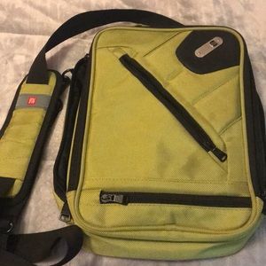 Laptop/tablet bag